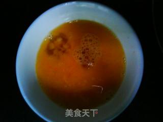 西葫芦炒鸡蛋的做法步骤：2