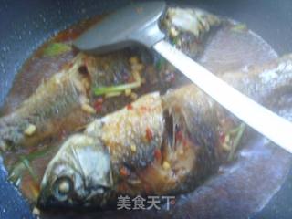 蒜香鲫鱼的做法步骤：3