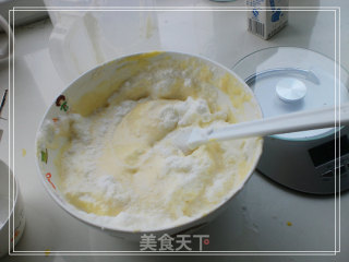 电饭锅版戚风椰蓉蛋糕（超详细）的做法步骤：3