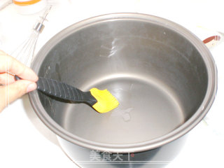 电饭锅版戚风椰蓉蛋糕（超详细）的做法步骤：3