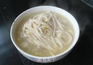 东北酸菜面的做法