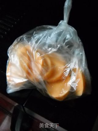 新鲜红薯泥的做法步骤：2