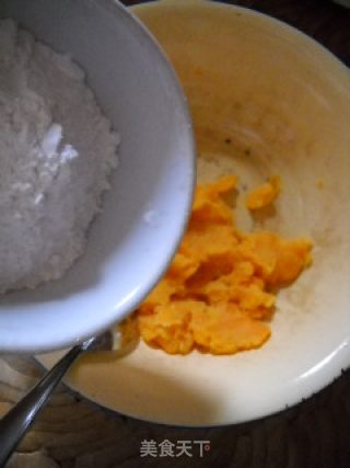 新鲜红薯泥的做法步骤：2