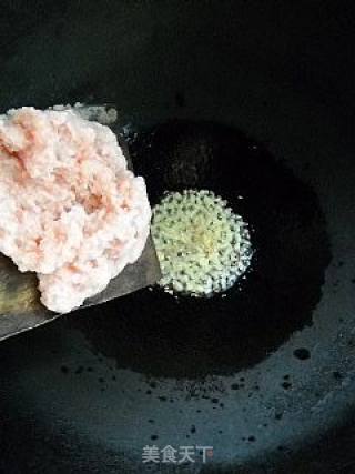 微波鲜肉苏月的做法步骤：2