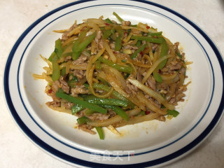 阳泉酒家青椒肉丝的做法
