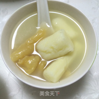 铁棍淮山煲花胶的做法