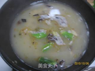 与小白菜同炖的鲅鱼的做法步骤：2