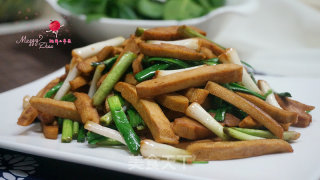 青蒜炒豆干的做法