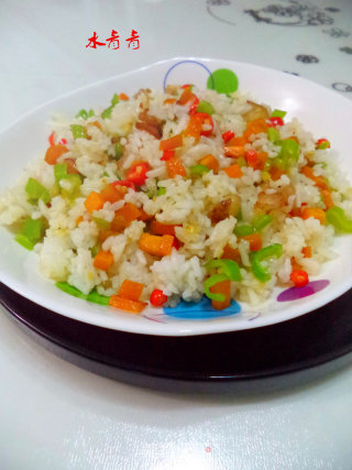 彩丁炒饭