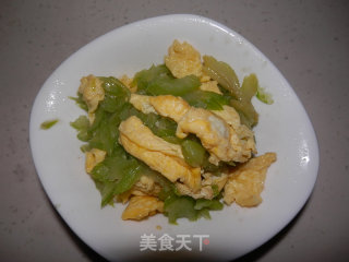 鸡蛋炒西芹的做法