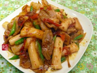 回锅肉炒年糕  我♥年糕8的做法
