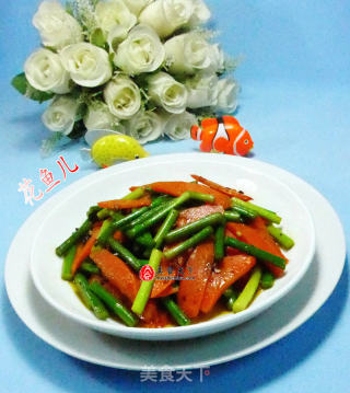 豆豉蒜薹炒胡萝卜的做法