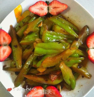 豆鼓鲮鱼炒苦瓜的做法