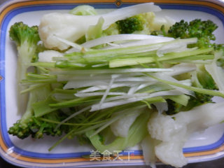 开胃小菜之青蒜拌二花的做法