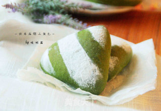 【抹茶麻糬三角包】：属于春天的面包的做法