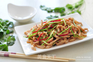 芫爆肉丝的做法