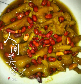 蒜香花生鸡脚的做法