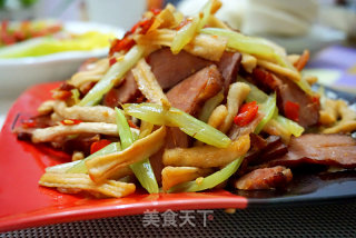 萝卜干炒腊肉的做法