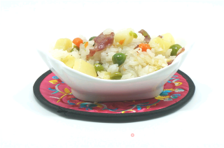 腊肠土豆焖饭的做法