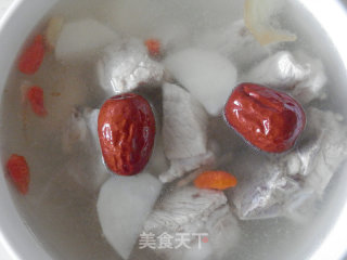 山药排骨汤的做法