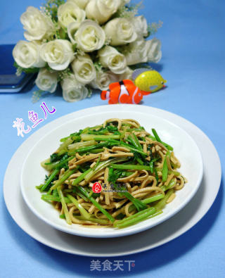 芹菜炒千张丝的做法