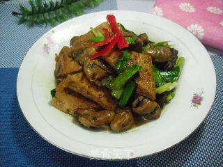 牡蛎烧豆腐的做法