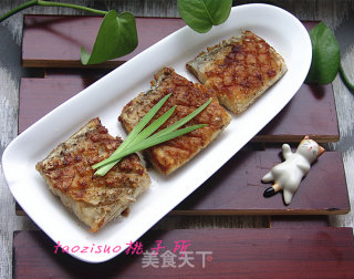 干煎黑椒带鱼的做法
