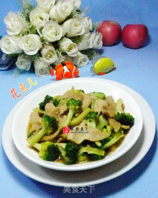 大豆蛋白炒西兰花的做法