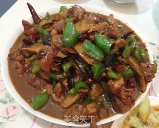 黄焖鸡的做法