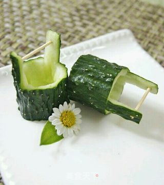 黄瓜木桶（菜品雕刻）的做法