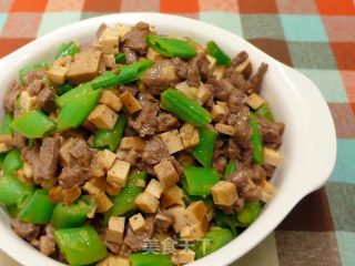 孜然牛丁炒甜豆  ★口口牛排 3的做法