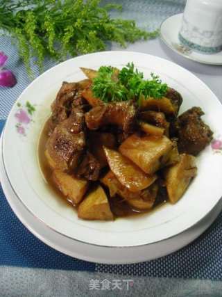 鸭腿烧春笋的做法