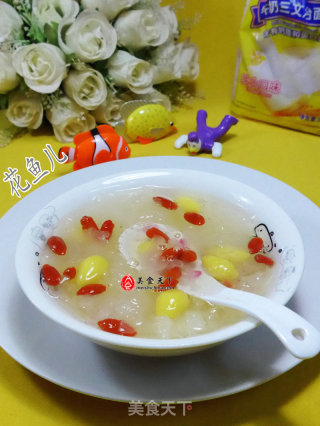 枸杞银杏仁银耳羹的做法