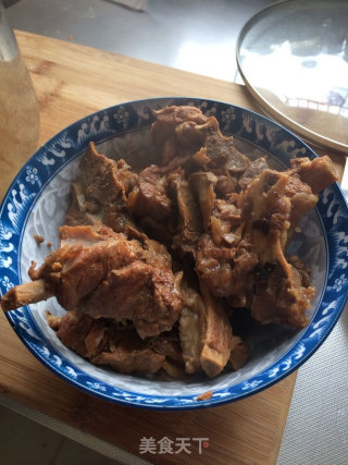 酱香味猪大骨的做法