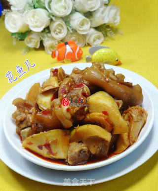 雷笋煮猪蹄的做法