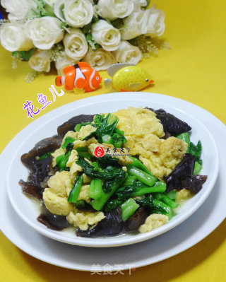 黑木耳鸡蛋炒菜芯的做法