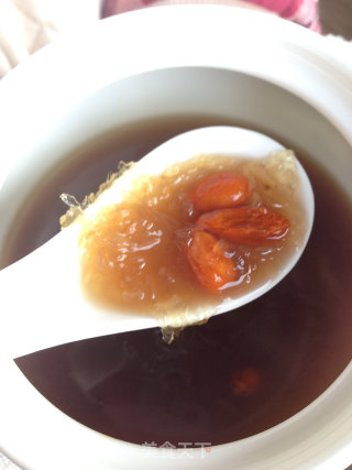 都市女性养颜必备——阿胶燕窝羹