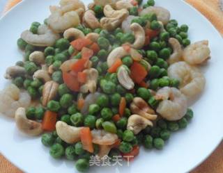 快捷宴客菜——豌豆炒虾仁腰果