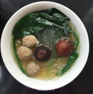 菠菜肉丸汤的做法