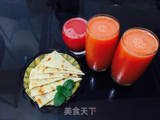 榴莲饼配果汁的做法