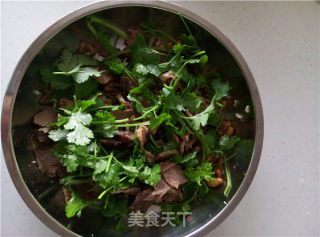 清爽开胃凉拌菜：凉拌牛肉