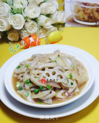 洋葱炒莲藕的做法