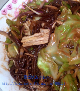绿甘蓝紫洋葱蕨根粉的做法