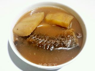 赤小豆粉葛鲮鱼汤的做法