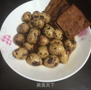 五香茶叶鹌鹑蛋的做法