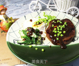 秋葵黑椒酱牛排的做法