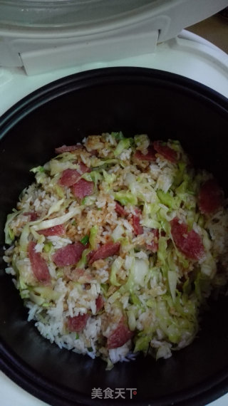 电饭煲腊肠焖饭的做法