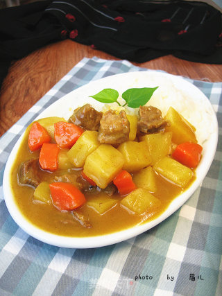 咖哩牛肉土豆饭的做法