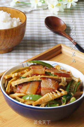 最朴实无华的农家菜【笋干炒腊肉】的做法