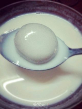 牛奶汤圆